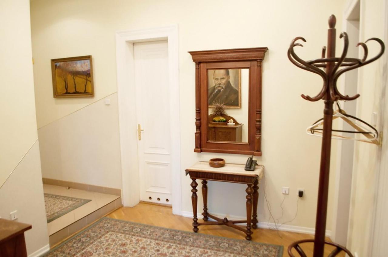 Two Bedroom Luxury Apartment Lviv Kültér fotó